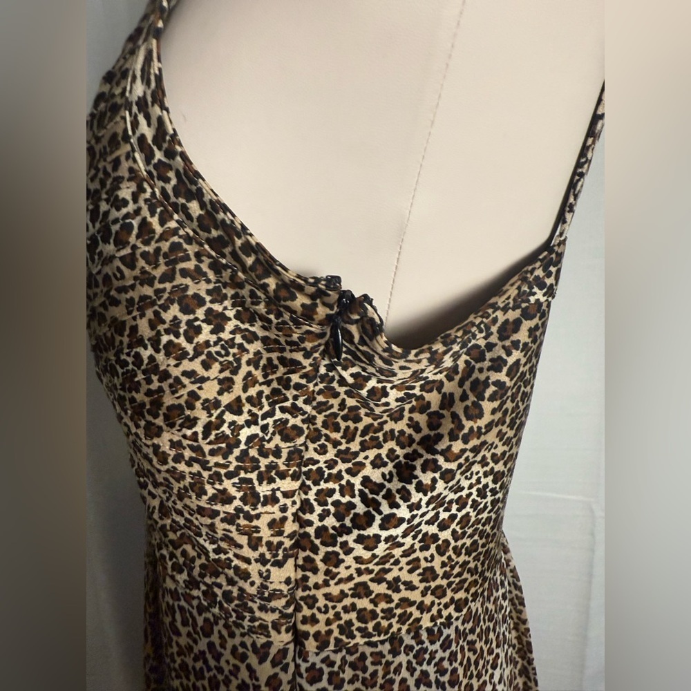 Robbie Bee Leopard Print Maxi Dress - Picture 3 of 6